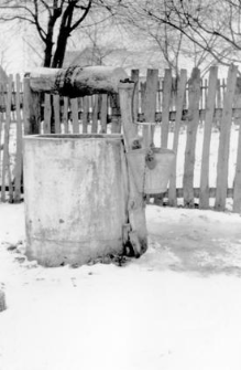 Studnia z kołowrotem