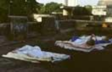 Night on the roof of a building in New Delhi (Iconographic document)