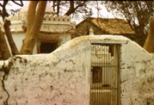 Tomb of Muslim saint (pir) (Iconographic document)