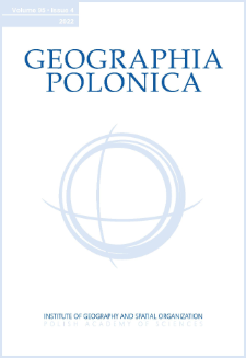 Functional polarization of Poland&rsquo;s North-Eastern small towns in the light of R. Camagni&rsquo;s concept of territorial competitiveness