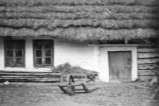 Cottage with a chamber