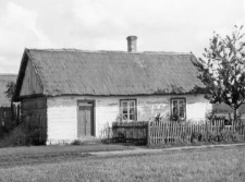 Log cottage