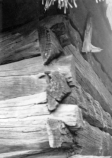 Barn, quoins