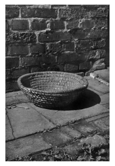 A bread proofing basket