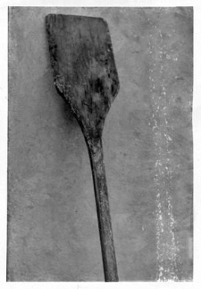 A bread oven shovel