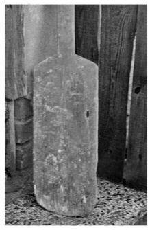 A bread oven shovel