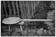 A bread oven shovel