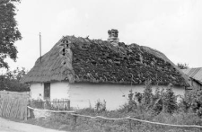 A log cottage