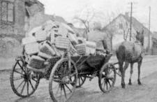 Transport of baskets to the market
