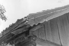roof setting on a log construction
