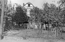 half-hipped roof