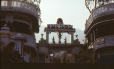 Hinduistyczny aszram w Riszikesz (Dokument ikonograficzny)