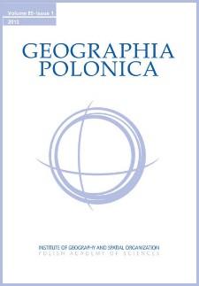 The spatial deconcentration of housing resources in Warsaw, 1945-2008