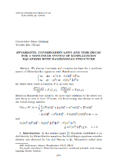 Invariants, conservation laws and time decay for a nonlinear system of Klein–Gordon equations with Hamiltonian structure