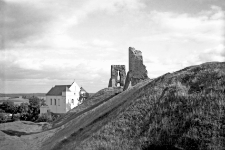 Nowogr&oacute;dek : ruiny zamku