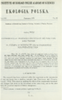 Experimentally increased fish stock in the pond type lake Warniak. 4, Feeding of introduced and autochthonous non-predatory fish